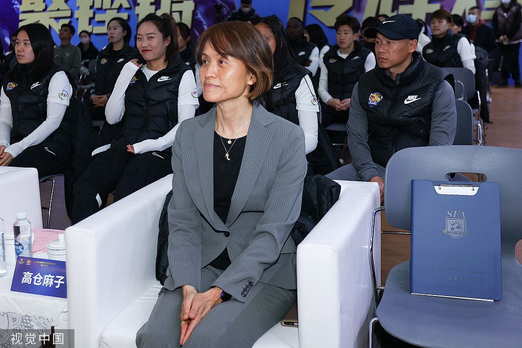 他还特别致谢了海军方面的支持，;作为一个香港导演，很难有这种机会为国家、为我们海军去做一个这么热血的电影，它给了我从影以来最大的满足感